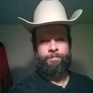 Meet your Posher, Victor javier